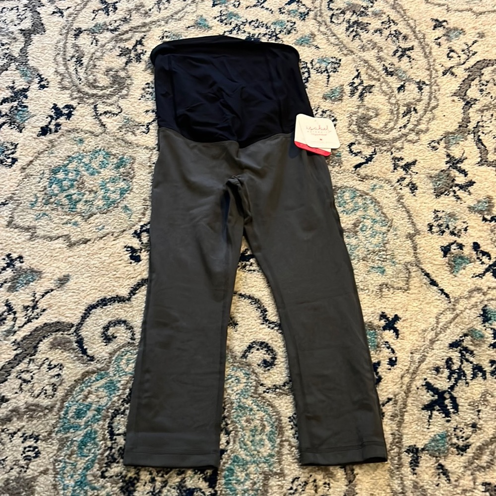 Isabel Maternity belly too leggings NWT